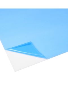 Planxa de PVC transparent per a gravat amb eines de punta seca.
